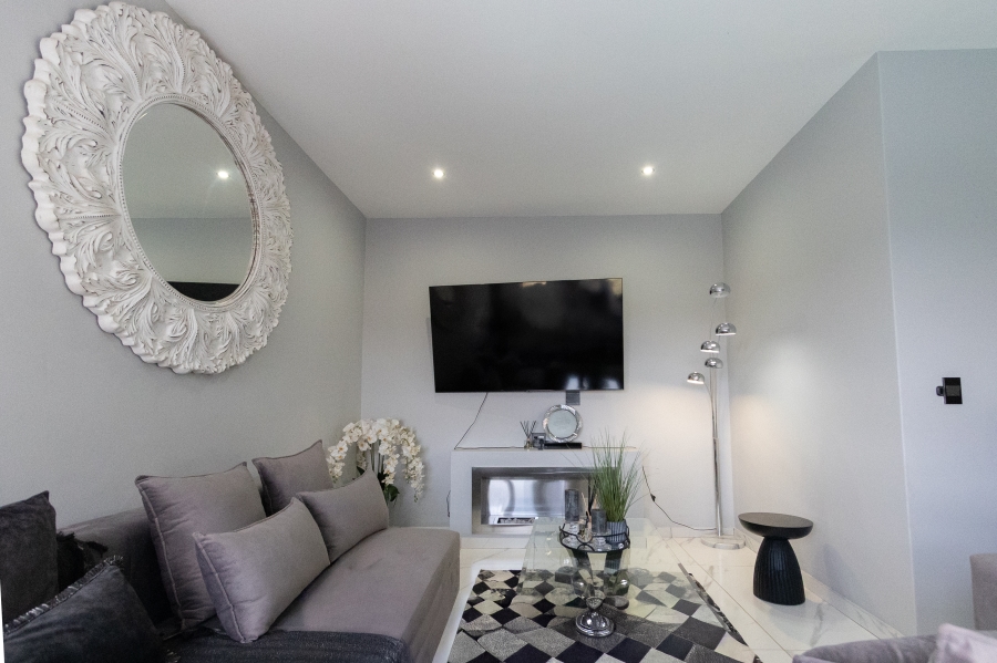 5 Bedroom Property for Sale in Cashan North West